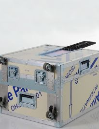 Flightcase composite pour enceinte monitoring
